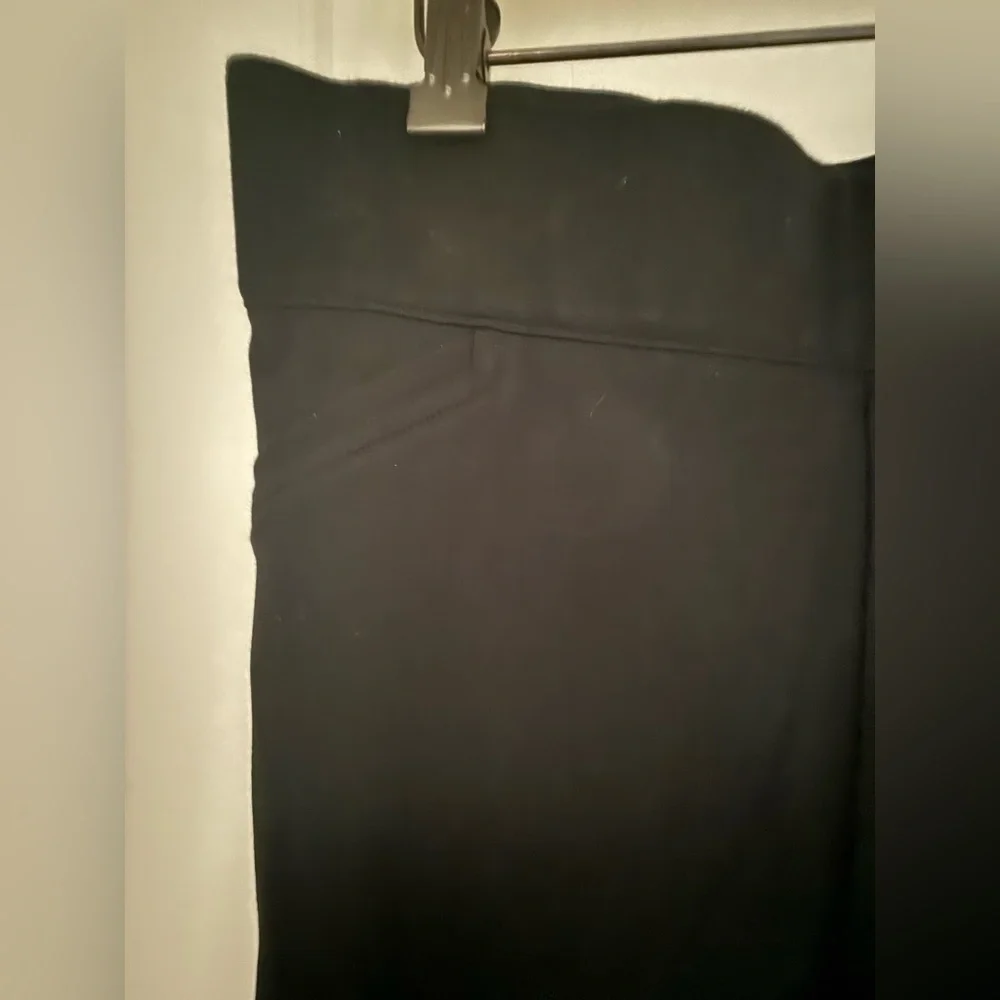 SPANX Black Ankle & Cropped Ponte Pants - Picture 9 of 11